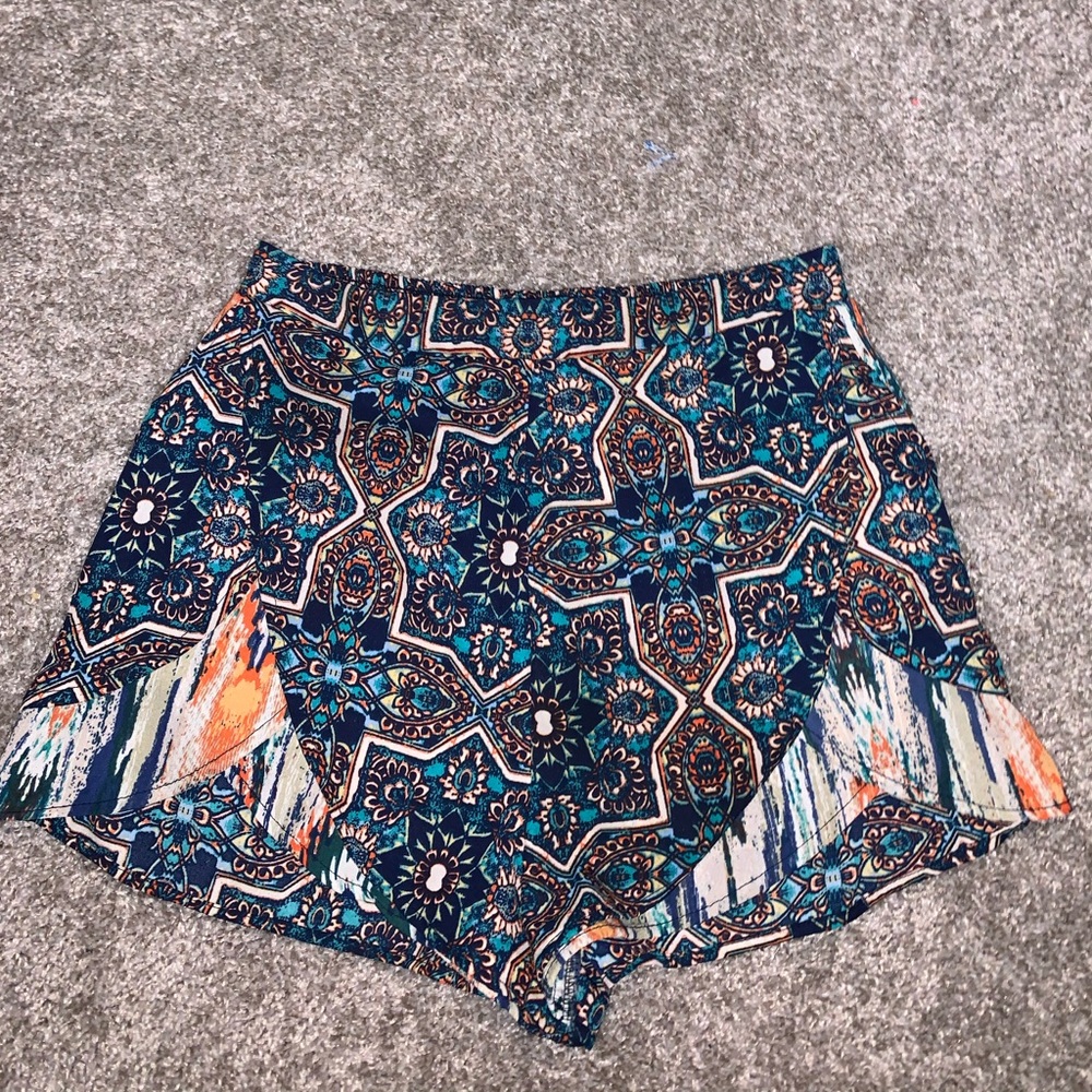 Xhilaration Blue & Orange Multicolored Shorts - Picture 2 of 5